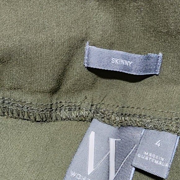 Worthington Skinny Pull On Slacks in Olive Green size 4 Like New - Picture 3 of 3